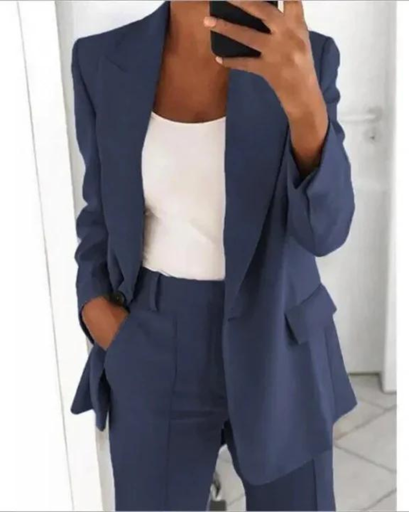 Kallie - trendy blazer met opstaande kraag