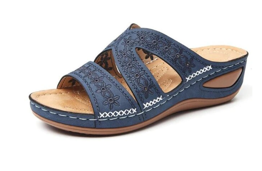 Aadhira | Versatile and Comfortable winter Sandals